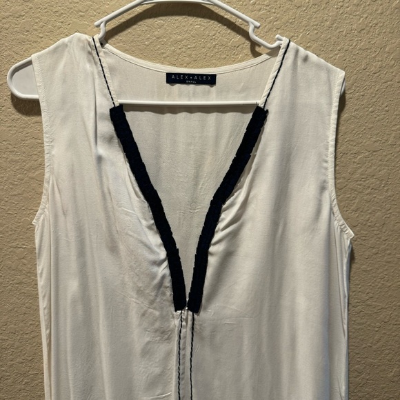 Alex & Alex size S White Linen Dress - Picture 4 of 5